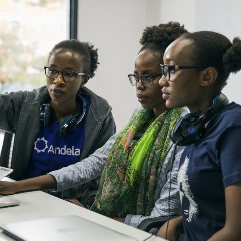 Staff of Andela exganging of view ©Backdrop